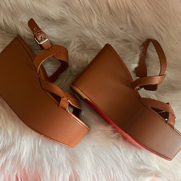 Christian Louboutin Platform Sandal - Picture 2 of 4